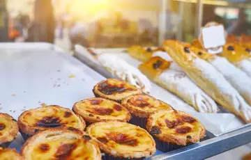 pasteis de nata in Portugal