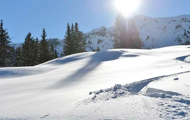 Off piste skiing