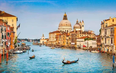 Enjoy the beauty of Venice, Italy