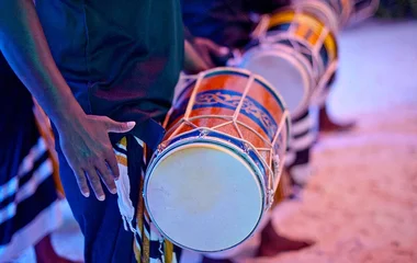 Männer am trommeln