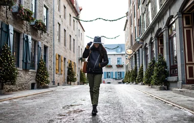 walking in the towns of quebec