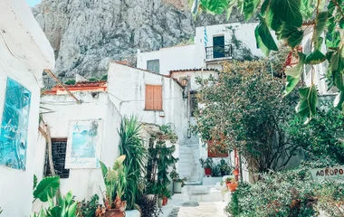 Travel back to the origins of the modern world