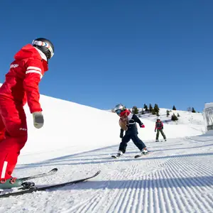 שיעורי סקי בעברית לילדים