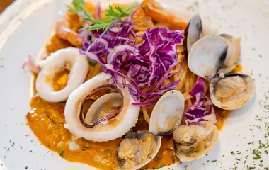 Bastione & Costanza, Cefalù