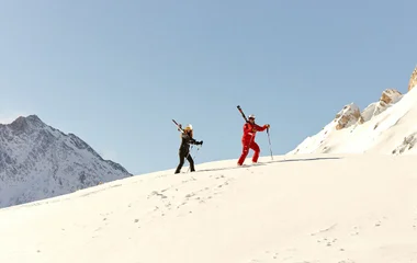 Ski equipment for advanced