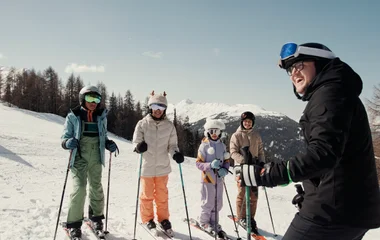 Специальная горнолыжная программа для детей с 11 до 17 лет