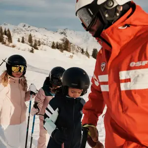 çocuk kulübü kayak dersi