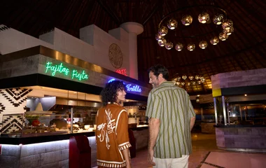 Pareja en el resort.