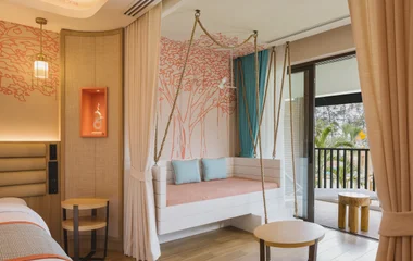 club med phuket family oasis thematic room