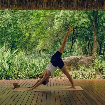 Yoga by Heberson