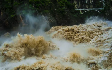 Les gorges du saut du tigre