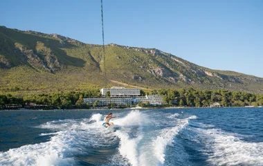 Ski nautique à Gregolimano