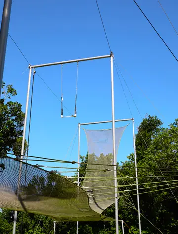 Flying trapeze & circus activities