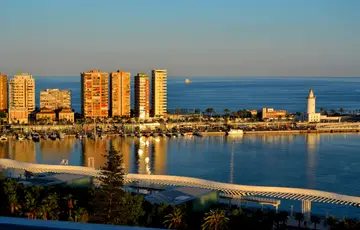 Le port de Muelle Uno en Espagne