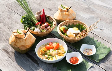 Accomodation, food and package