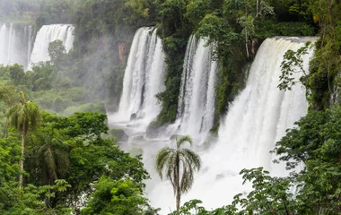 Iguazú : vues spectaculaires des côtés brésilien et argentin