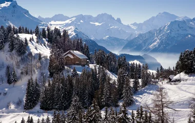 Montanhas de neve na Suíça.