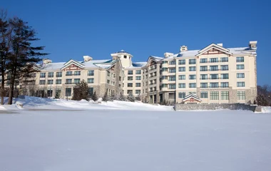 Prédios do Club Med Yabuli na China