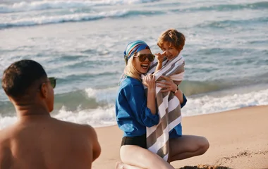 Famille à la plage