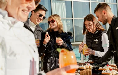 Se faire des amis sur les pistes - Club Med