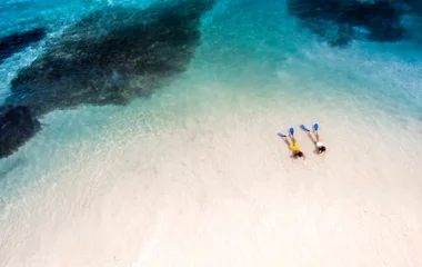 N°67 - Amitiés sans frontières