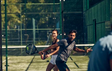 couple match de padel