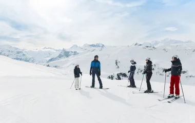 famille cours de ski alpes france