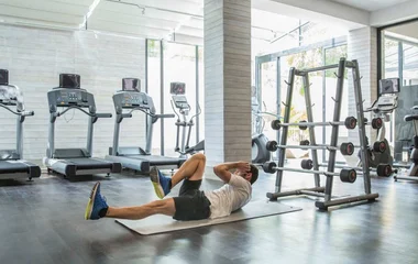 Des exercices de ski pour vous mettre en forme